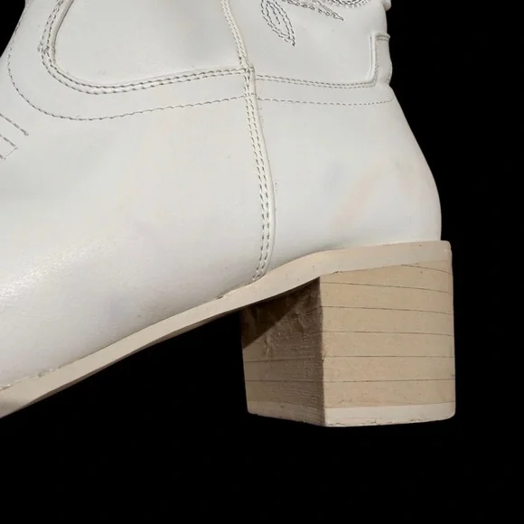 IUV brand white western cowboy boots for women mid calf size 8 - Picture 3 of 13